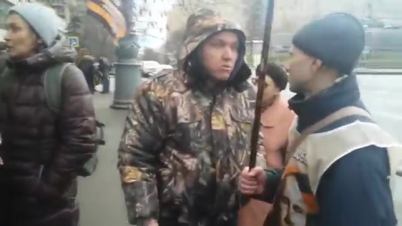 (18+) дальнобойщики дали люлей нодовцу!