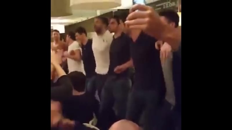 Французские волейболисты спели калинку french volleyball players sang kalinka