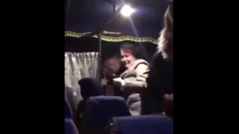 В автобусе ковель луцк "женщина" попросила надеть отказалась,так как уже переболела модным гриппом