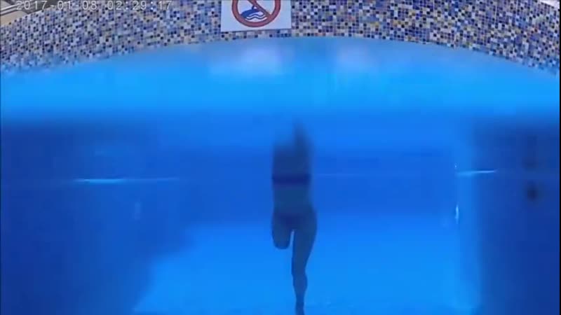 Amputee porn video – Sexy high right leg amputee swimming
