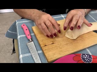 [oksana levi] мастер класс свекрови сочные чебуреки из слоёного теста рецепт из грузии неожиданное застолье