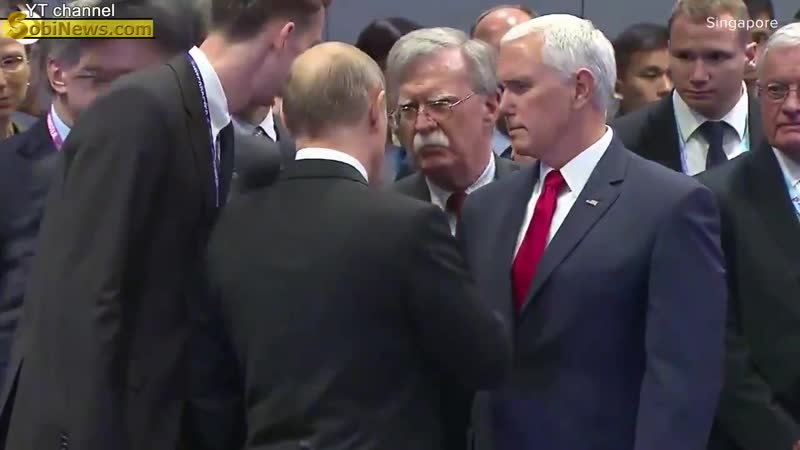 Жалкое хромое х#уйло на докладе у американцев пенса и болтона обратите внимание на презр