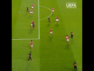 Lukas podolski 🆚 benfica