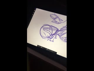 Live raych draws shit