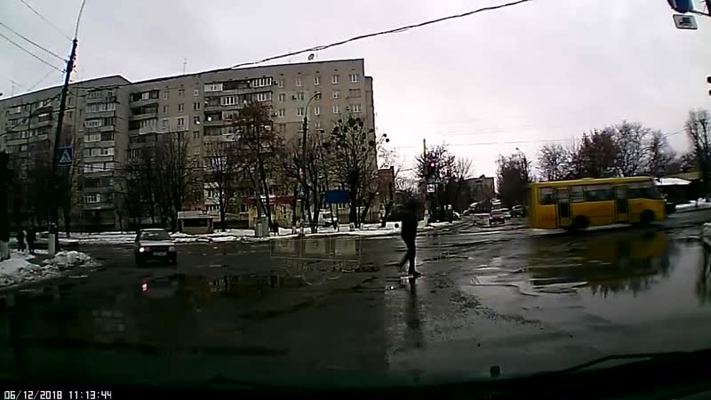 Лоий пешеход