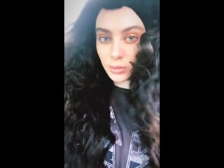 Lana rhoades и её новая прическа, звезда порно модель