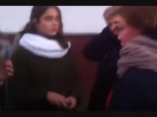 Школьницы избивали сверстницу