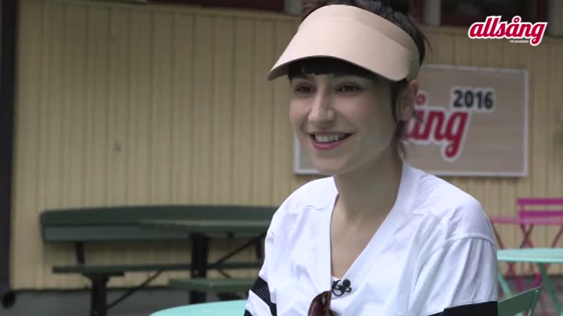 Interview with laleh allsång på skansen