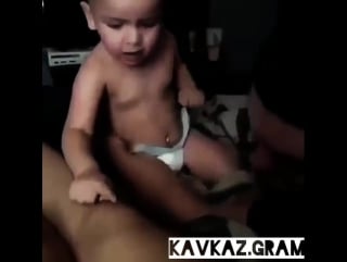 Мамин защитник☺😍😍😍