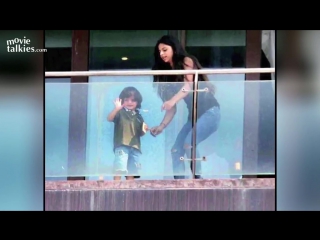 Shahrukh khans hot daughter suhana with abram khan at mannat on srks birthday