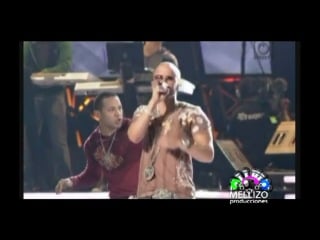 Wisin y yandel dime quienes son (live)