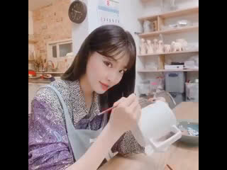 200902 'uyj 0803' instagram update with chungha