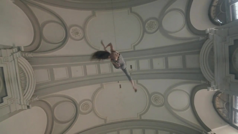 Pole dance в полном отрыве flying pole