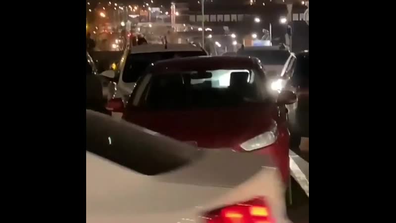 Оторвал и свалил!