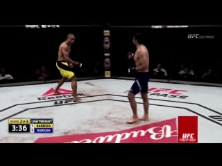 Flying knee by edson barboza