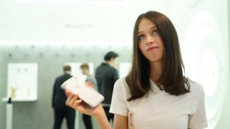 [наташа шелягина] держу в руках iphone xl!