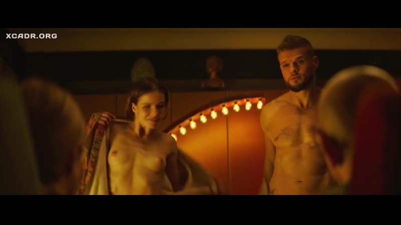 Лукерья ильяшенко голая грудь в фильме про любовь только для взрослых(россия)