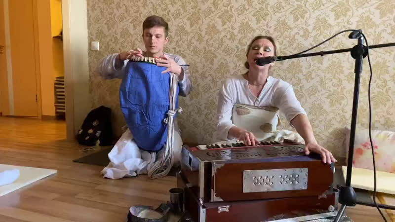 Домашний киртан,