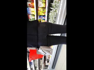 Big ass in jeans candid