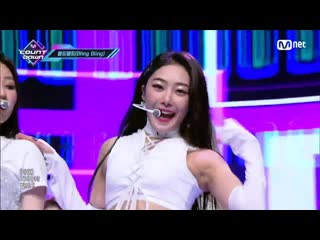 Bling bling (블링블링) – la la la (너 나랑 놀래?) [kpop tv show | m!countdown 17 12 2020 ep 692]