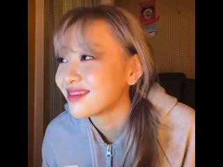 She’s cute i’m sobbing