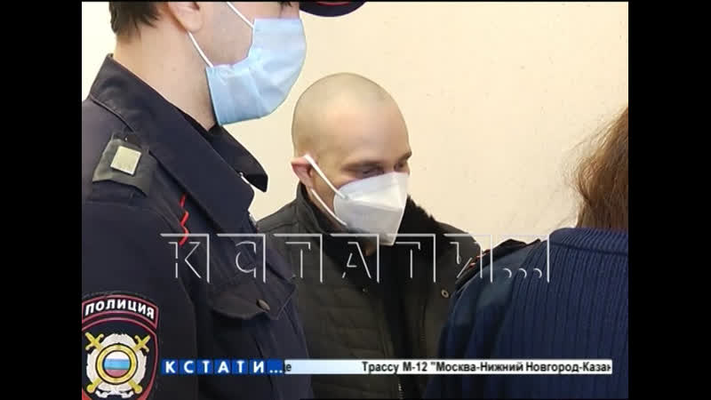 Молодые, которого следователь отпустил на свободу, после еще одного секс и горячее предстал перед судом