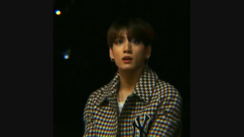 Bubs was caught being at awe at the performance jjgjfkdkdls please hes so cute