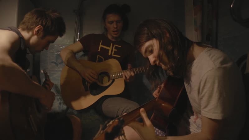 Porn the barber! bones outside ( предновогодняя жизнь в ванной )