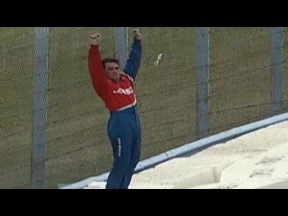 2000 jimmie johnson loses his brakes at watkins glen