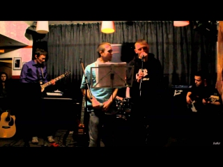 Jonny p и and (берега) с цепи (live in "терра" 25 03 2011)