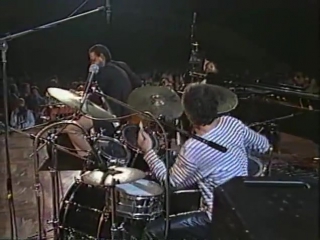 Steve gadd gadd gang way back home one fantastic gadd solo