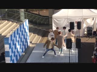 [видео][13 01 19] boyfriend i yah (релиз bouquet💐 в divercity tokio plaza)