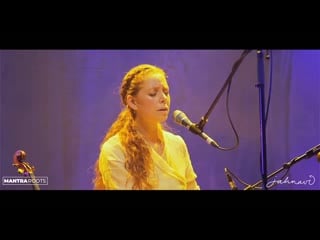 Vrikshavalli hare krishna jahnavi harrison live at the shaw theatre, london [r6wbtdnlxwm]