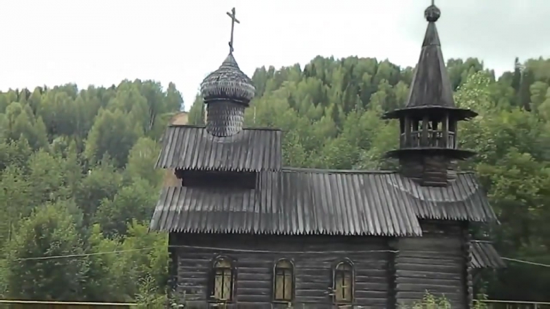 В церкви вместо колоколов повесили колонки играющие блатняк