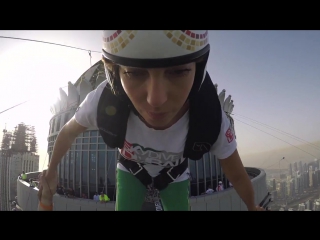 1100ft freefall kiss roberta mancino in dubai