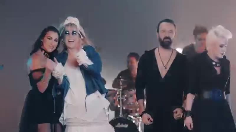Zerrin özer feat bohem arap kizi