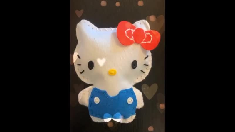 Ручная хеллоу киття