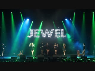 Jewel aoa miniskirt autumn idolcon 2018