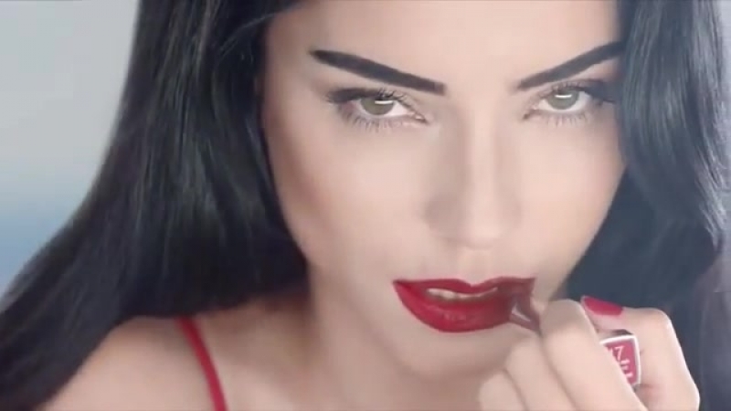 Merve bolugur maybellıne