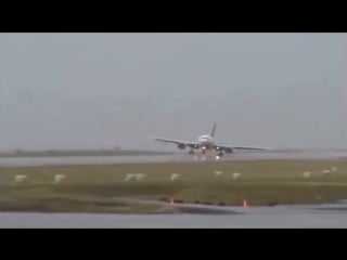 Failed takeoff airplane aircraft crosswind landings video collection 2018 =hd