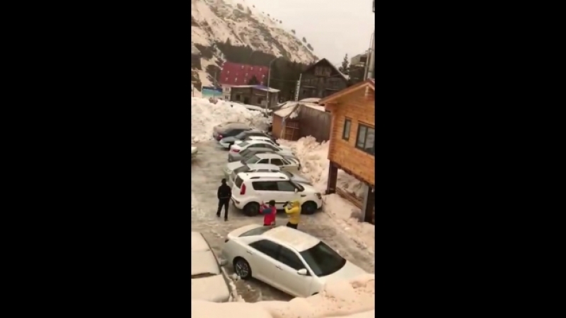Снежная лавина