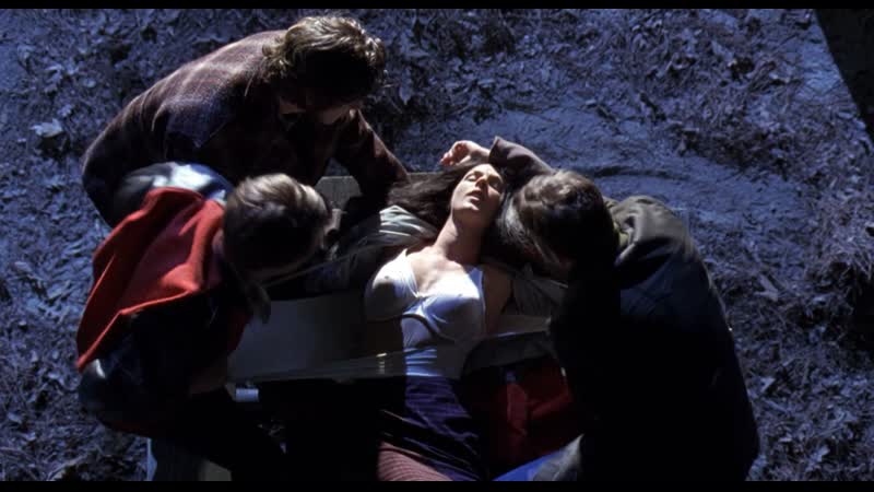 Клементайн форд, бриттани мерфи молодые в черри фолс / clementine ford, brittany murphy cherry falls ( 2000 )