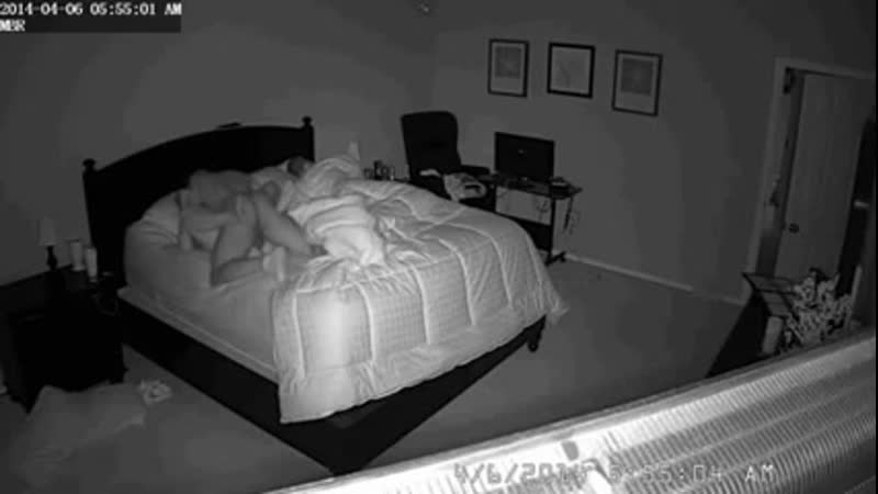 Экстрим porn video – Реальный экстрим! муж спит рядом, а шлюха трахается с любовником(большие сиськи, молодые, папочка, мокрая, любительское)