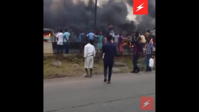 Люди сгорели заживо в машинах