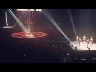 Instagram post by muse • apr 18, 2016 just finished uk tour with some #ceilidh and #bagpipes fun in #glasgow #ochaye