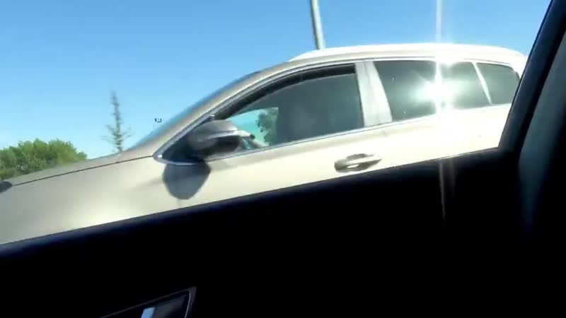 Дрочит свою пизду в машине захотела по текла возбудилась стоят в пробке с разговорами у водителя член встал