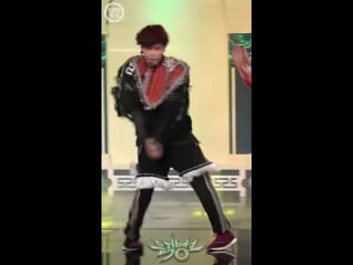 180830 bts ‘idol’ @ music bank (bts suga fancam)