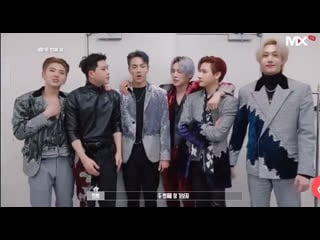 Какая то сучка рыдает и эта сучка я