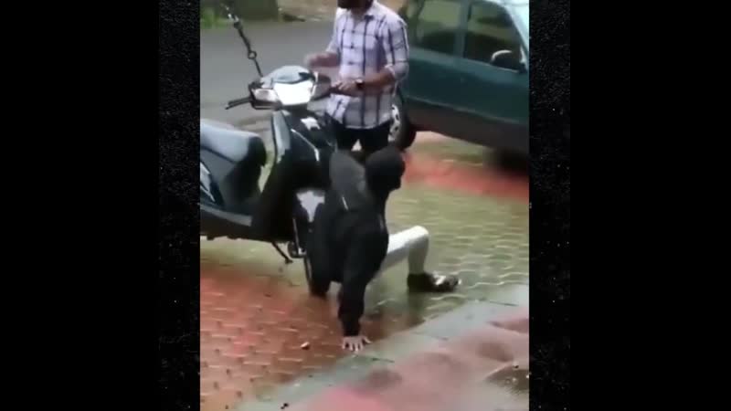 Обидел друга