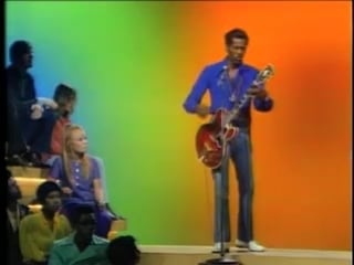 Chuck berry roll over bethoven and johny be good